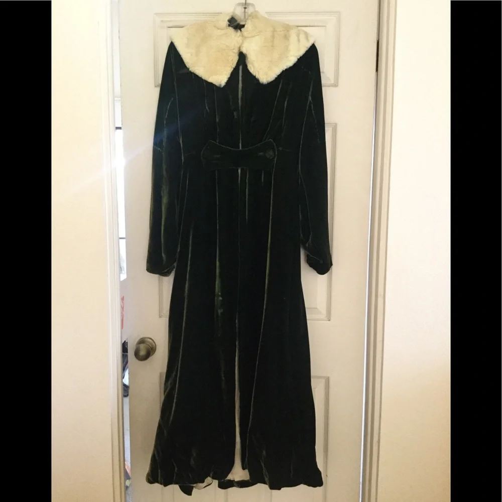 Antique Victorian fur collar green velvet silk coat vintage jacket Edwardian - Picture 1 of 16